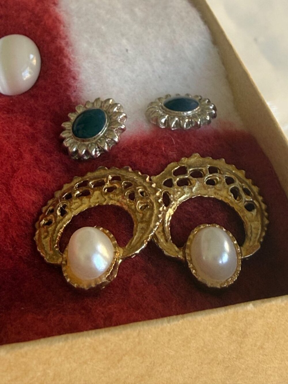 Vintage Pierced Earrings Set Of 5 Featuring Gold, Pearl, Red, Blue, Green Tones - Picture 8 of 10